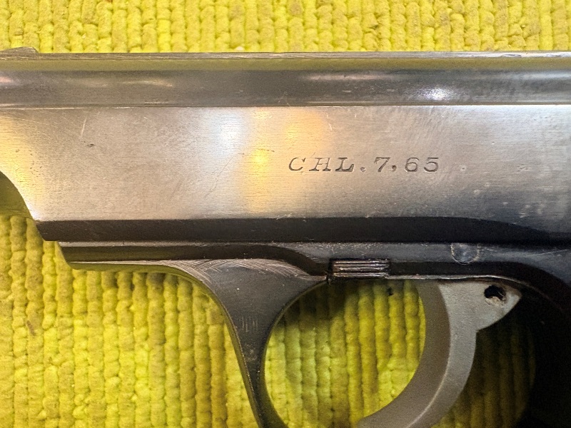 4932 (4)