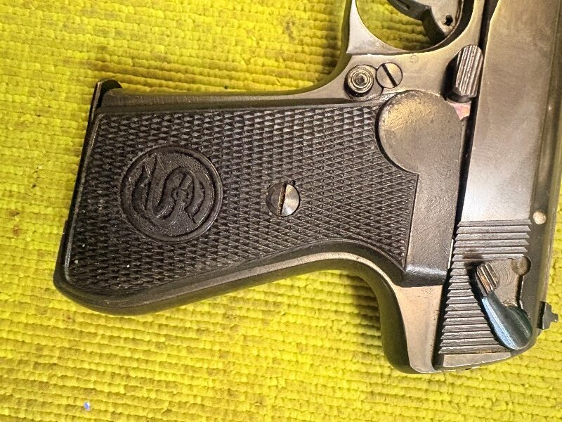 4932 (5)
