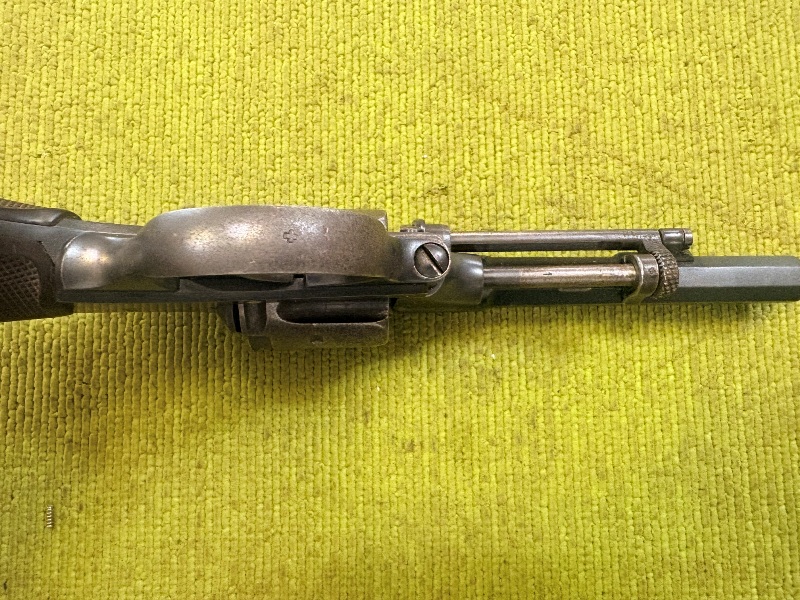 4933 (11)