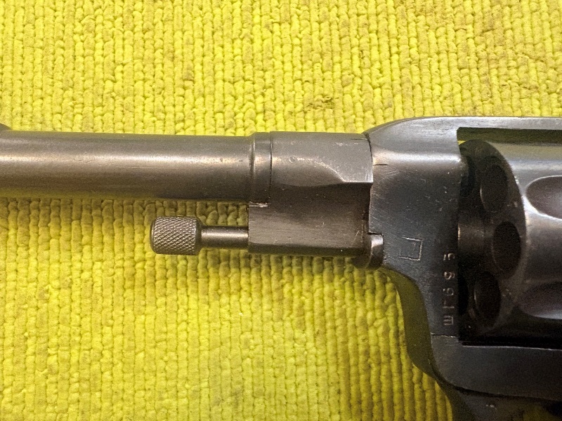4935 (9)