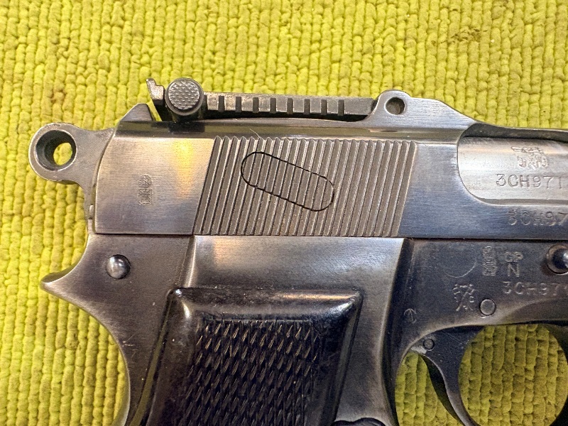 2562 (18)