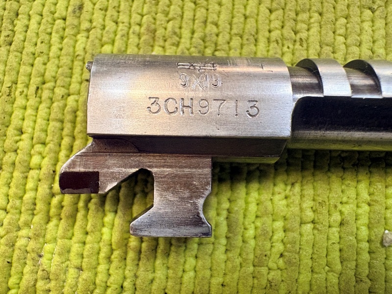 2562 (24)