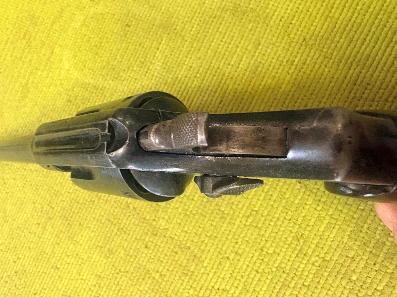 4977 (9)