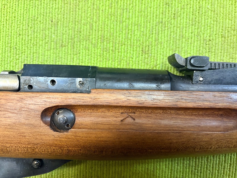 D12 (12)