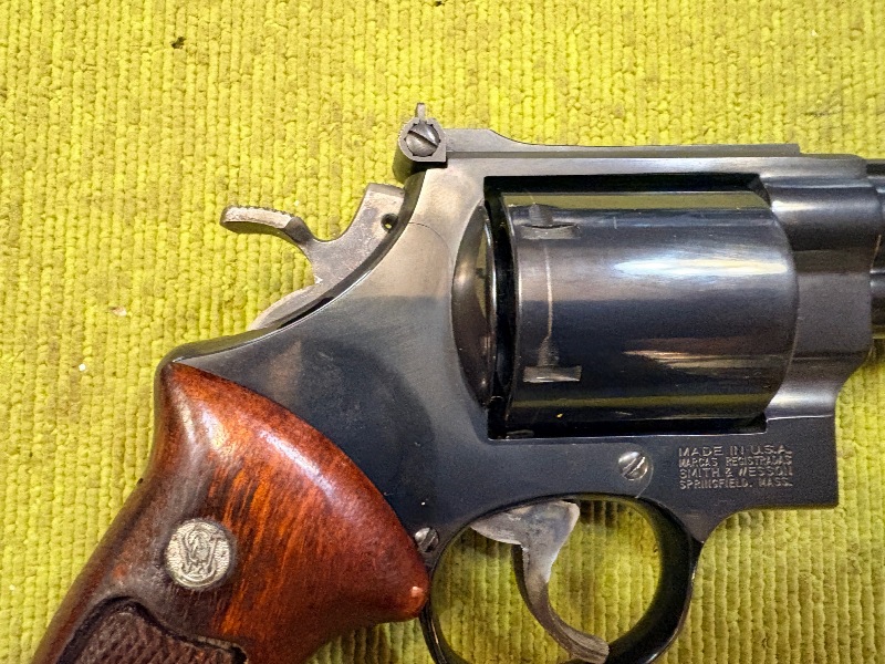 5043 (9)