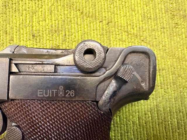D11 (3)